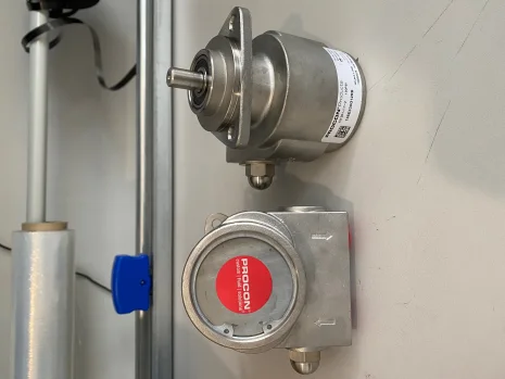135E330G12RB