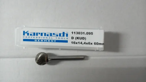 113031095