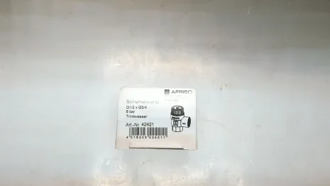 42421