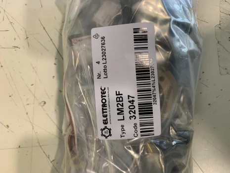 32047 LM2BF