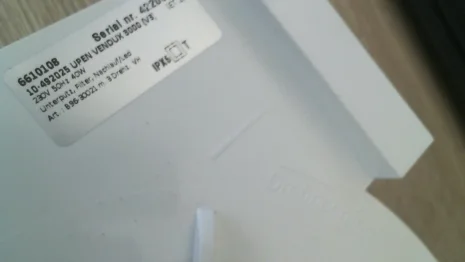 V 3000