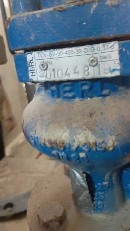010448195