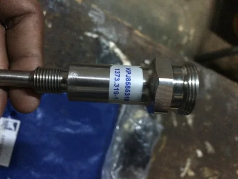 KPJ8585319 