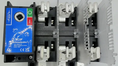 12043SM/VC2FP 3X160A