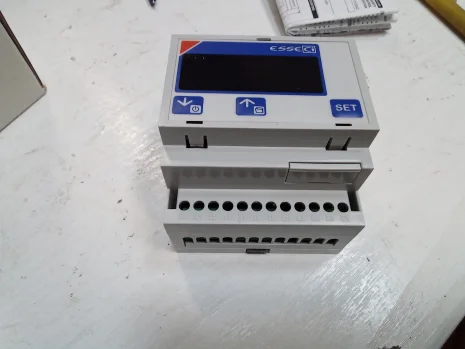 SCB524D-E1000