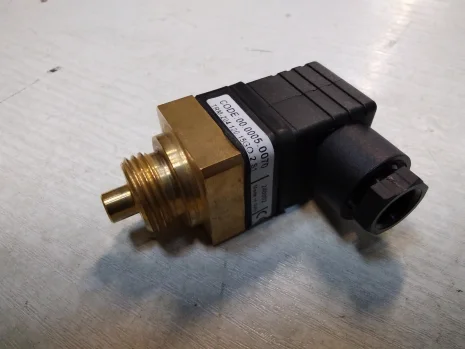 TRM-204.120.15GO.2.S1.IP65
