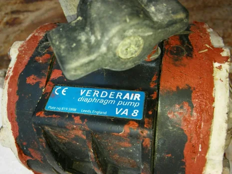 VA 8 819.5998 