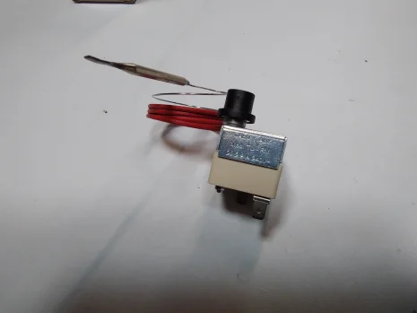 TU-RM 20 (2,9) A 240 VAC // TU.V RM