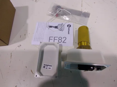 FF82