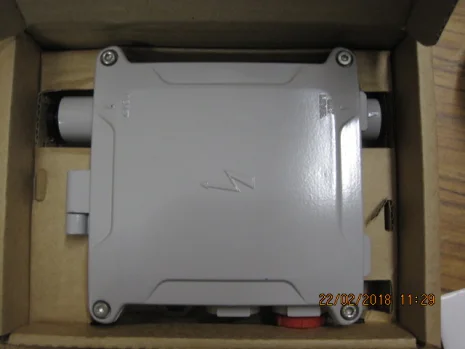 Modell: 8001-030 (240 Vac) 