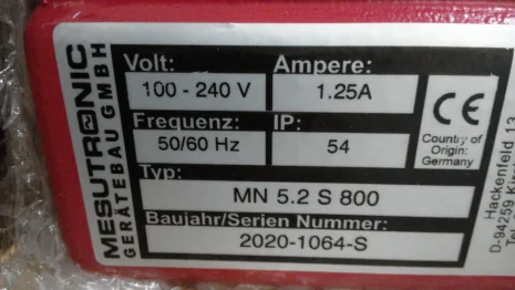 700133