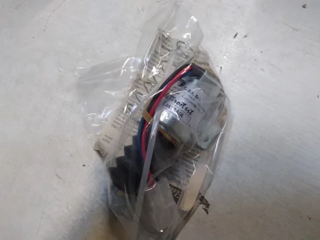 M274009055/D
