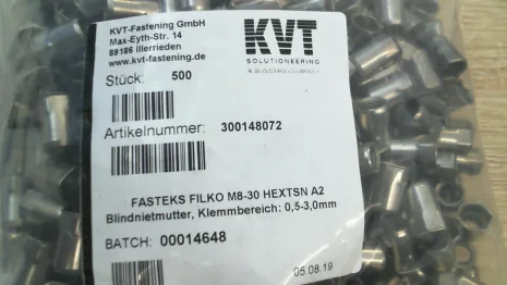 P/N: 300148072, Type: M8-30 HEXTSN A2