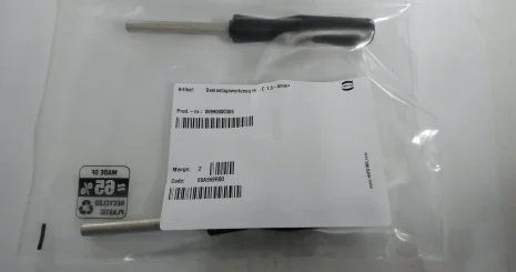 09 99 000 0305