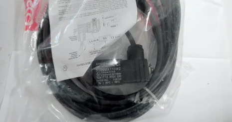 FES3009MA110W205