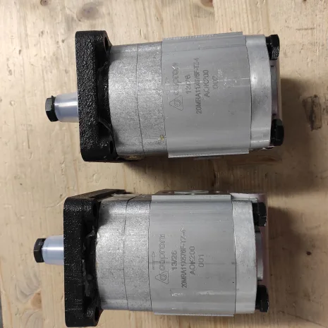 20MRA11X676F-TZ-4 AOK 200