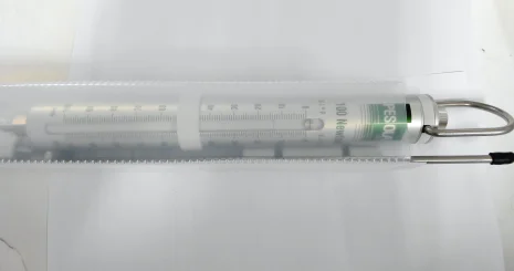 80098