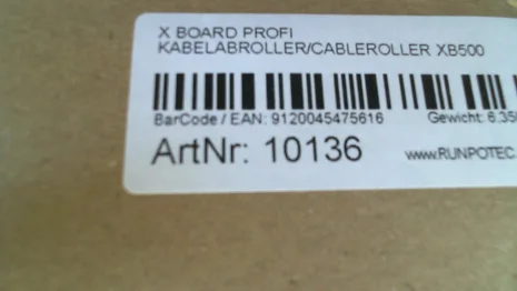 10136