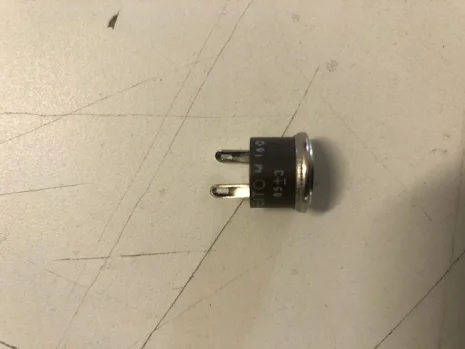 M16 O 85° +- 3°