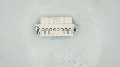 700116