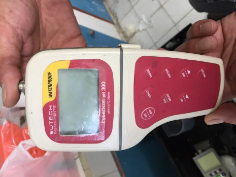 CyberScan pH 300 Ser.No. 643786  replaced by pH 450 