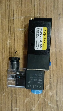 4V210-08
