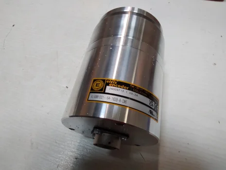 A/XMM1001–64-1828-A-CM6