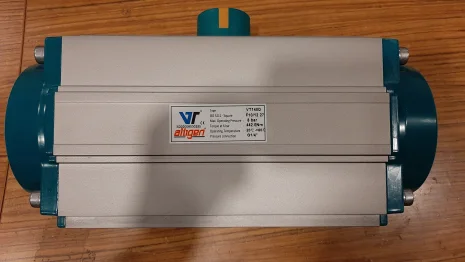 VT100140D
