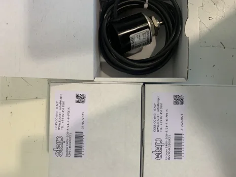 RZV1C4K0200X15  E40V-200-8/24-R6-PPX15