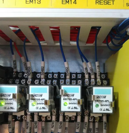 HR705-4PL  220VAC 