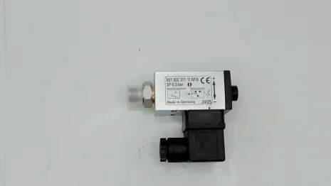 601 002 311 11 M16