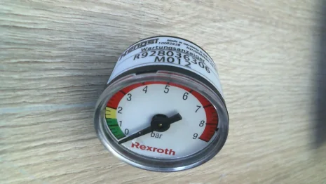 399001