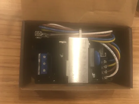 AVR-12