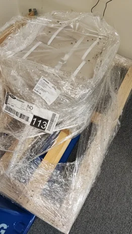 100304962