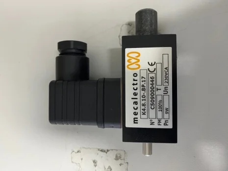 K4.8.10-.BP.17 100%-9W-230VCA