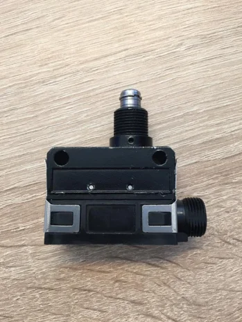 D4E-1C20N