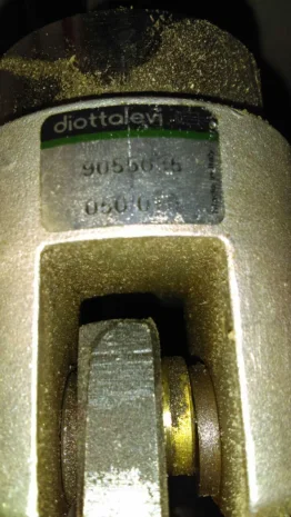 9055015   