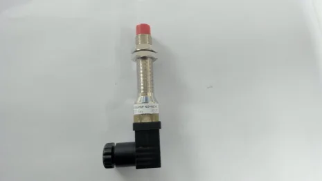 SI12-CE4 PNP NO+NC K