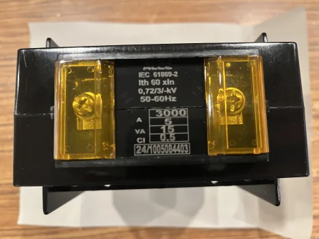ADS100-3000/5 CL 0,5 15Va