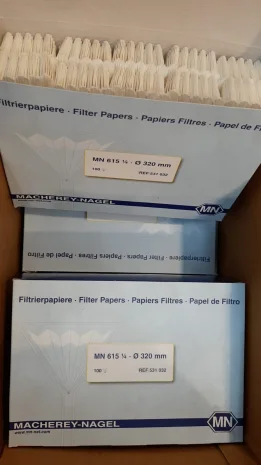 531032 ( Filter Papers Folded MN 615 1/4), (1 pack = 100 pcs)