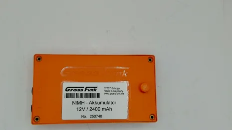 PN: 100-006-635 Type: 12V/2400mAh Ni-MH
