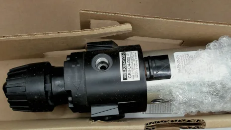 CB6-C4-000  1/2 "
