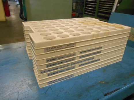 2426072 Type T2-70 