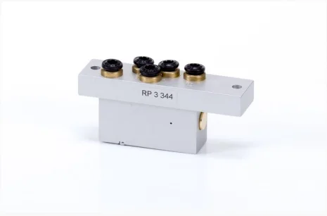 P 311 304