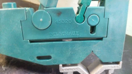 45320